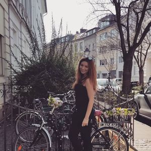 Meet your Posher, Li